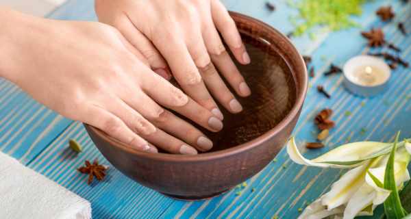 7 home remedies for yellow nails that really work! 