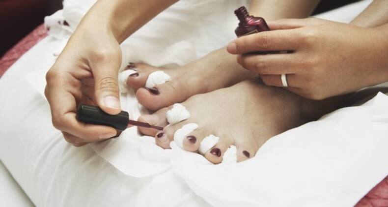 Step-by-step guide for salon-perfect pedicure at home