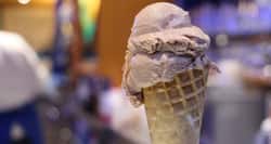 Eating these 10 foods before bed is a very bad idea!