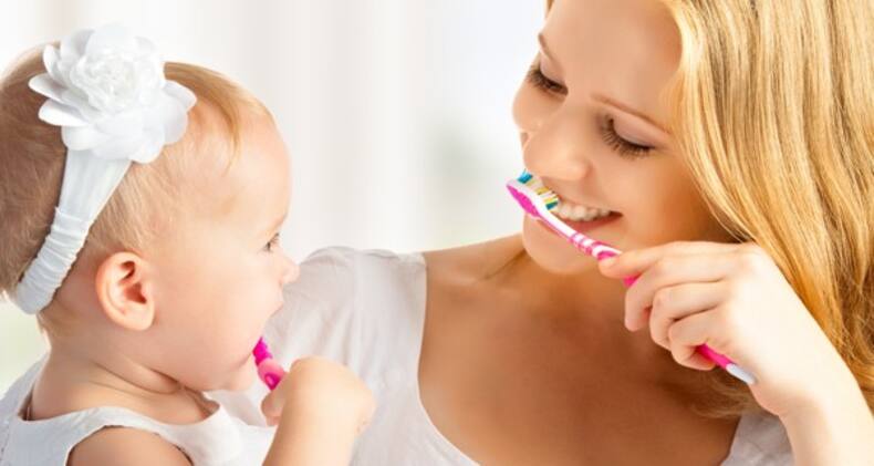 How to take care of your teeth during the festive Christmas and New Year season