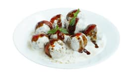 Healthy recipe -- Low-calorie moong dal dahi vadas