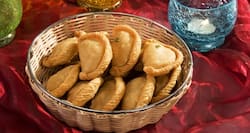 Holi special - No-sugar, baked date and anjeer gujiya by Chef Sanjeev Kapoor