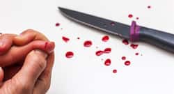 Home remedy to stop bleeding immediately