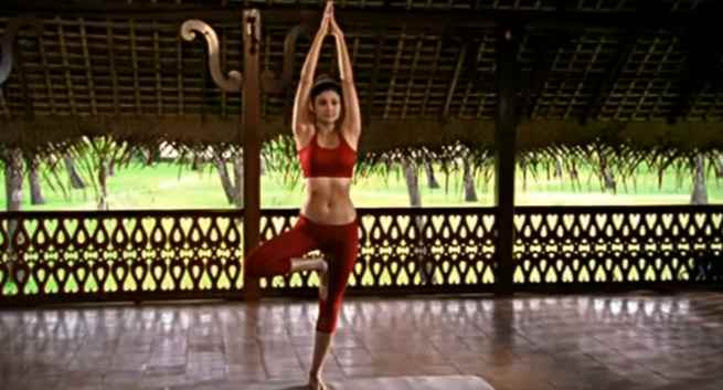 Alaya F inspires us performing a yoga pose on International Yoga Day |  Images - Bollywood Hungama