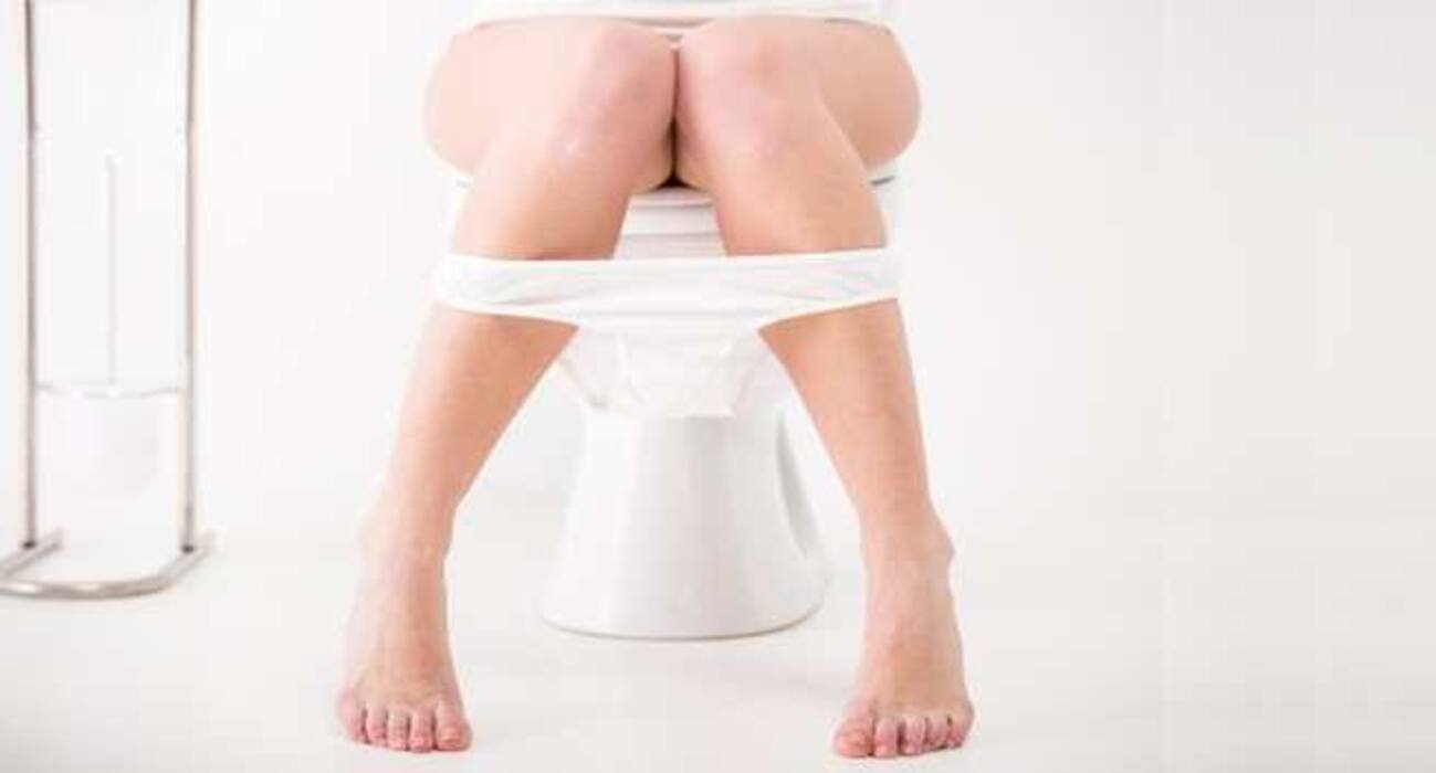 3 Women's Health Risks Linked With Frequent UTIs: 6 Preventive Steps
