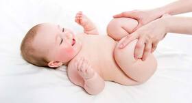 Coconut oil vs. mineral oil -- which one is better for massaging babies?