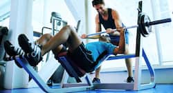 5 common mistakes people make while weight training