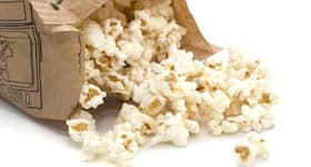 4 side-effects of microwave popcorn everyone should know