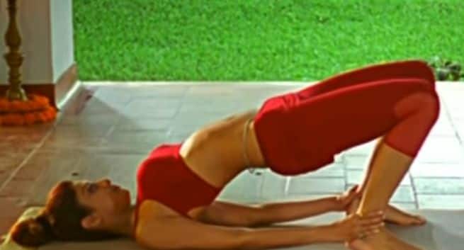 Shilpa Shetty shows how to tackle weakness, increase lung capacity with  Mandukasana | Fitness News - The Indian Express