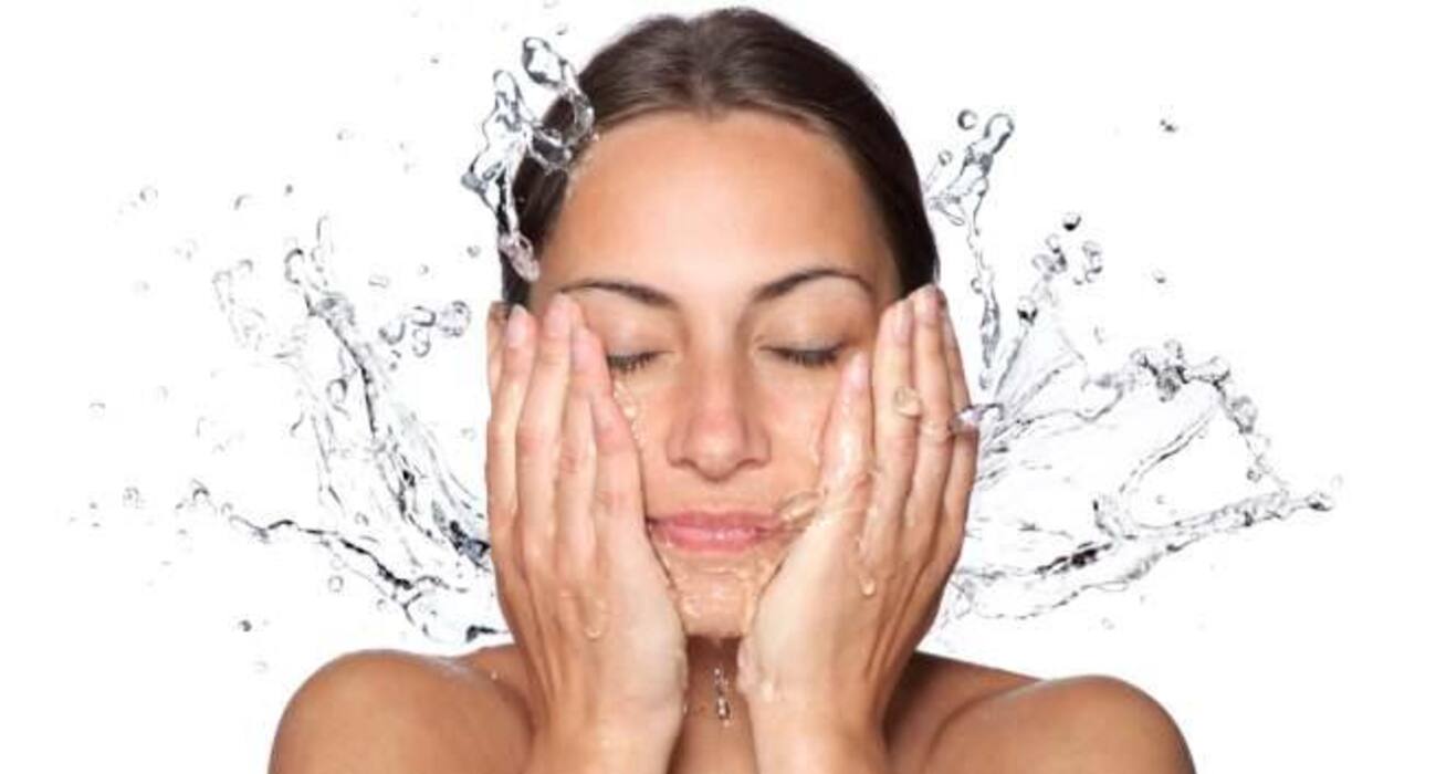 6 ways to get glowing skin without a facial