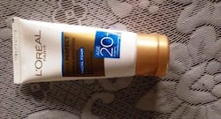 Product Review: L’oreal Skin Perfect Pimple Reduction + Whitening facial foam