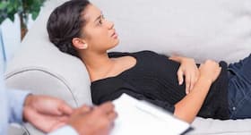 5 signs that indicate you need therapy or counselling