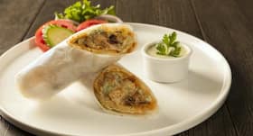 Healthy recipe: Oats and Moong dal tikki frankie