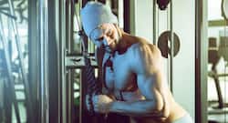 Get bulky shoulders like Arnold Schwarzenegger with the Arnold press!