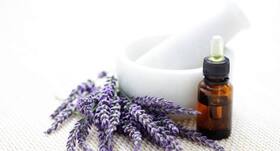 Suffering from lower back pain? A lavender oil massage can help!