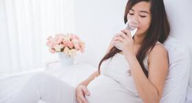 Edema during pregnancy -- Should you drink less water?