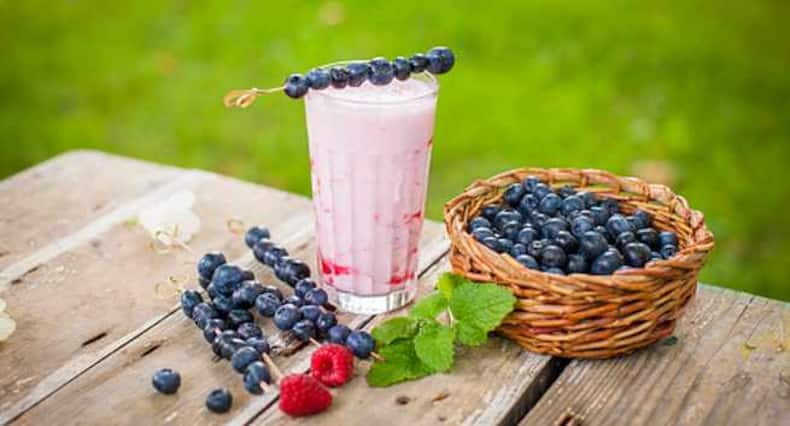 6 ingredients you MUST add to your smoothies to lose weight