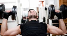 Watch Kaizzad Capadia explain the right way to do a dumbbell bench press