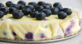 Here's why cheesecake with a sour fruit topping is a terrible idea!