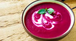 This low-calorie garlic and beetroot soup will keep you full and fit