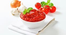 Steps to make gluten-free fresh tomato pulp