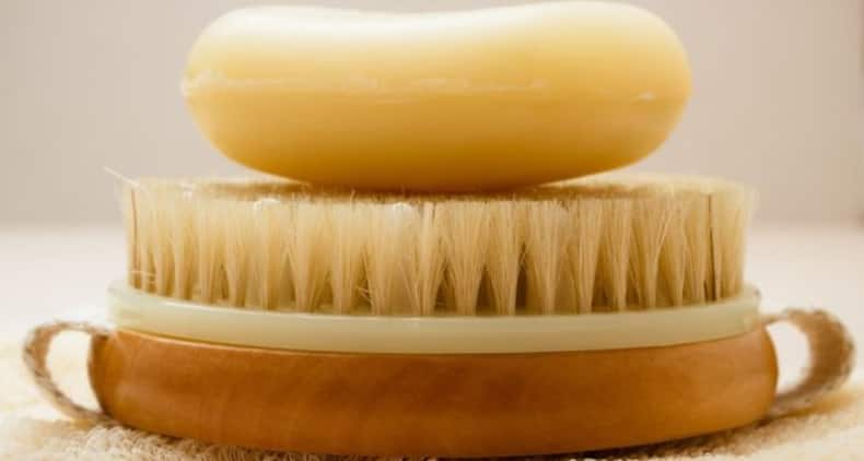6 expert tips for selecting the right soap for your skin type