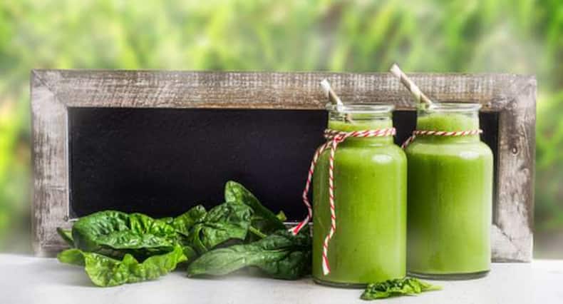 6 ingredients you MUST add to your smoothies to lose weight