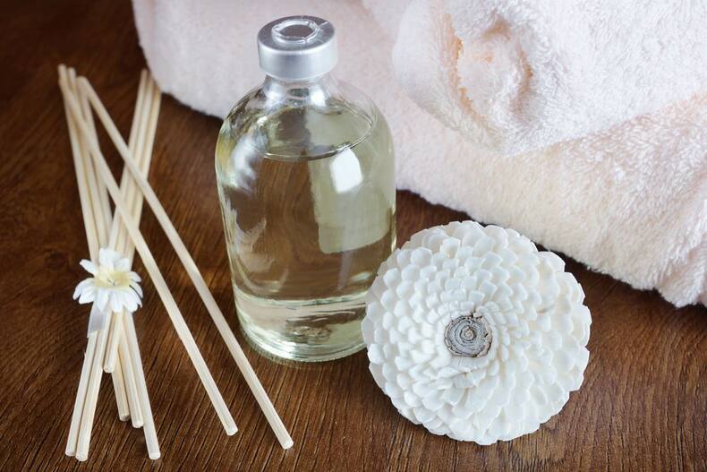 4 essential oils that help you fight insomnia