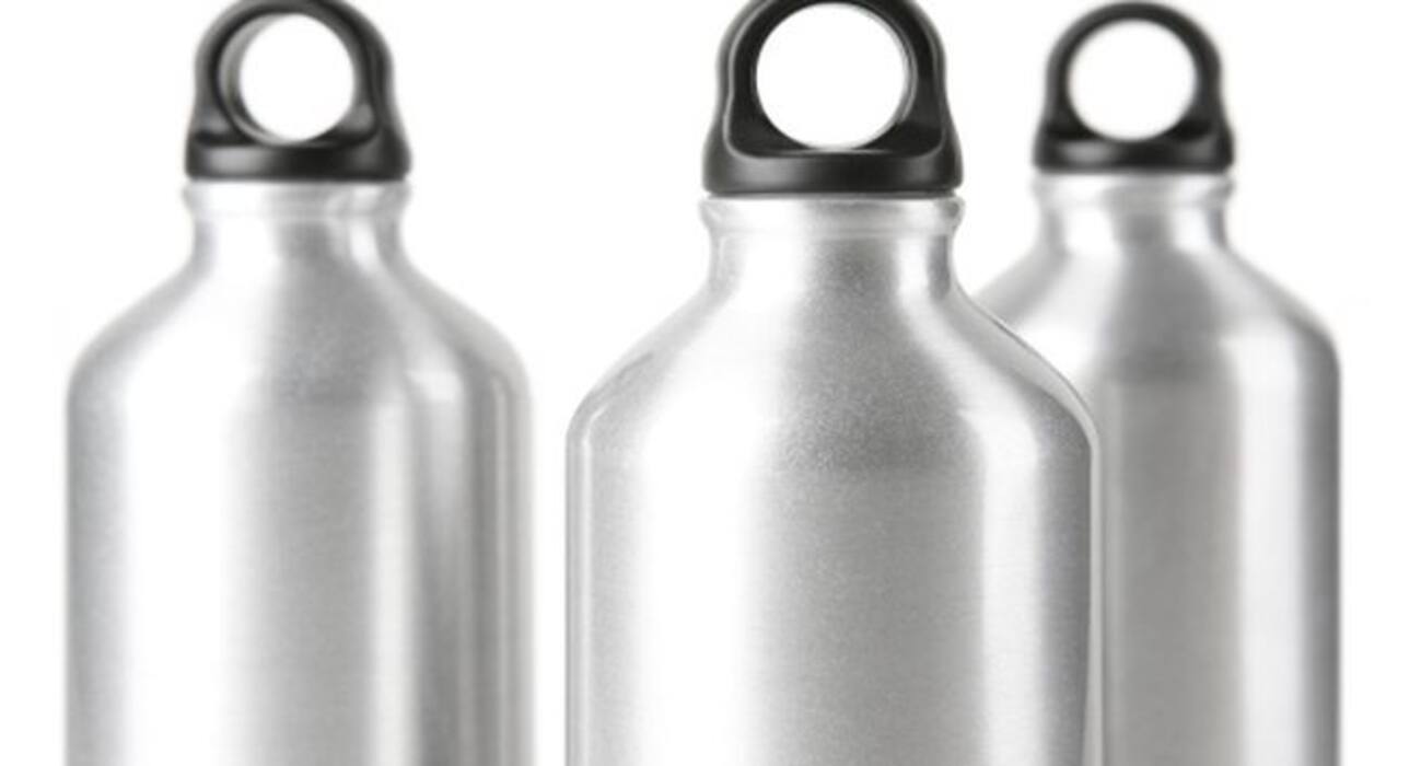 Selecting a safe water bottle: The pros of using steel, glass, aluminium, BPA-free and polycarbonated bottles