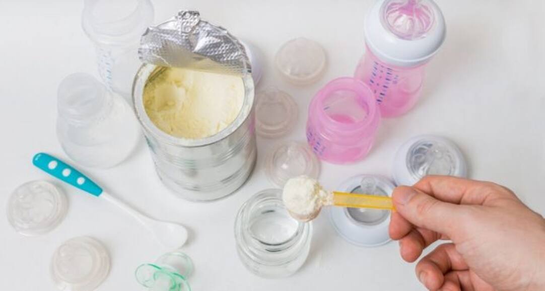 Parenting tip: 5 mistakes you should never commit when feeding formula milk to your baby