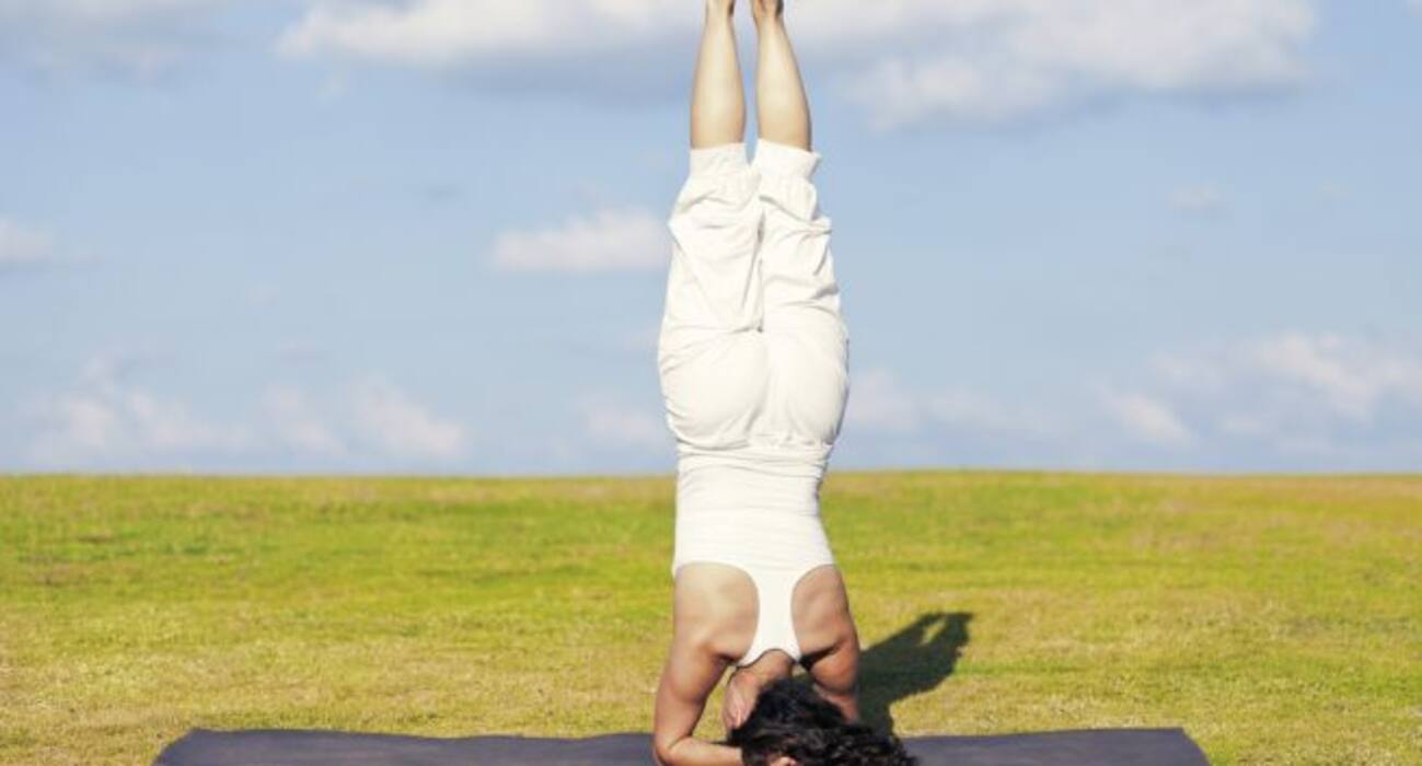 10 yoga poses that will help you cool off during summer