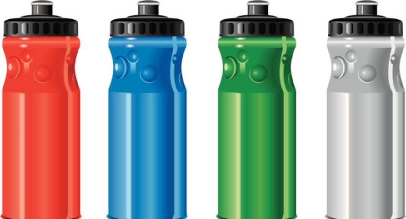 Selecting a safe water bottle: The pros of using steel, glass, aluminium, BPA-free and polycarbonated bottles