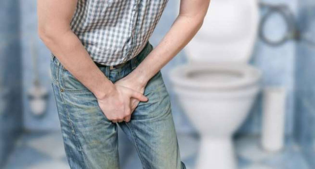 Itching, fever +4 symptoms of genital herpes you should know about