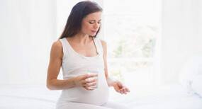 Here's why pregnant women should take calcium supplements without fail!