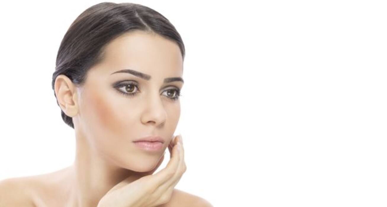 Have you tried these 9 curd or dahi packs on your skin and hair? (Gallery)