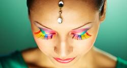 Rock the rainbow eyelash beauty trend with these tips