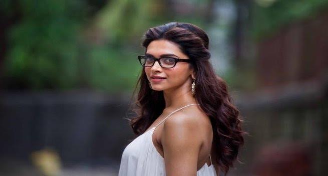 आपके चेहरे के हिसाब से हो आपके चश्मे का फ्रेम