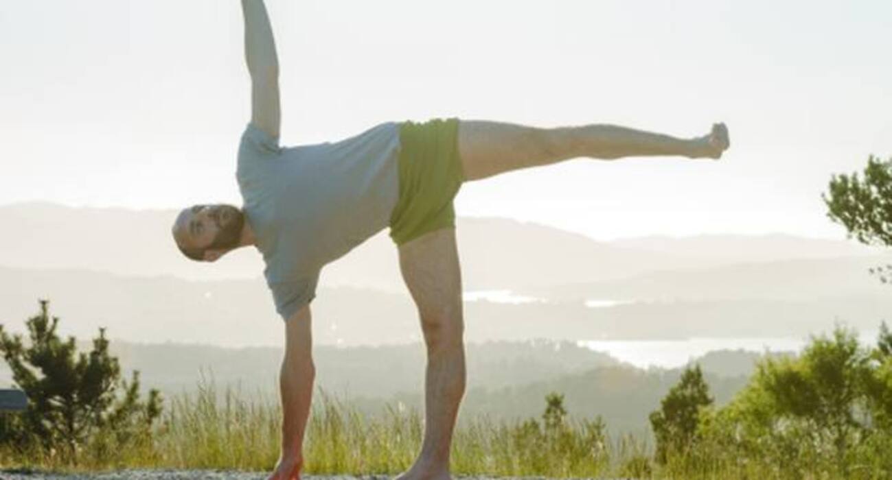 Weak, aching knees? Perform these 6 yoga asanas to strengthen your knees