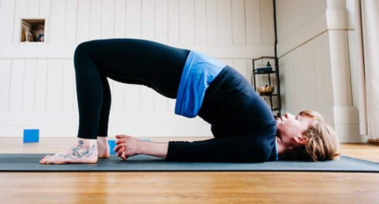Weak, aching knees? Perform these 6 yoga asanas to strengthen your knees