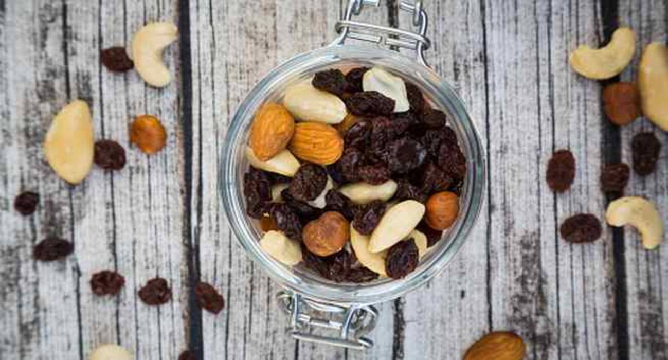 6 healthy snacks for diabetes to keep blood sugar stable all day long!
