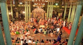 Planning a royal wedding like the King and queen of Mysore? Follow these tips from a wedding planner