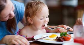 When can kids go from baby food to table food? (parenting query)
