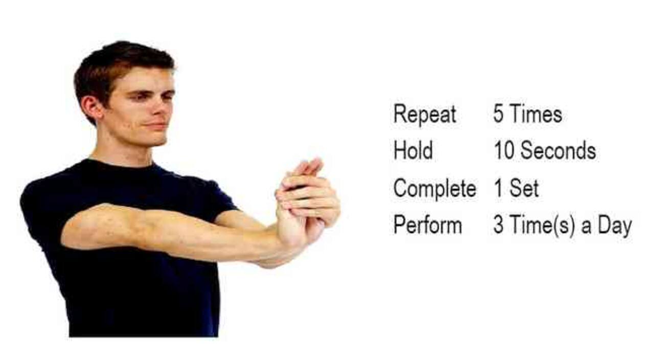 6 simple stretches to prevent knee pain, neck pain and wrist pain