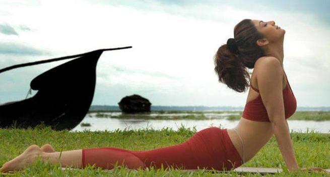 Shilpa Shetty's yoga asanas for various health issues, Health & Fitness  News | Zoom TV