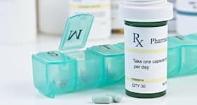 Portable system to manufacture drugs on demand
