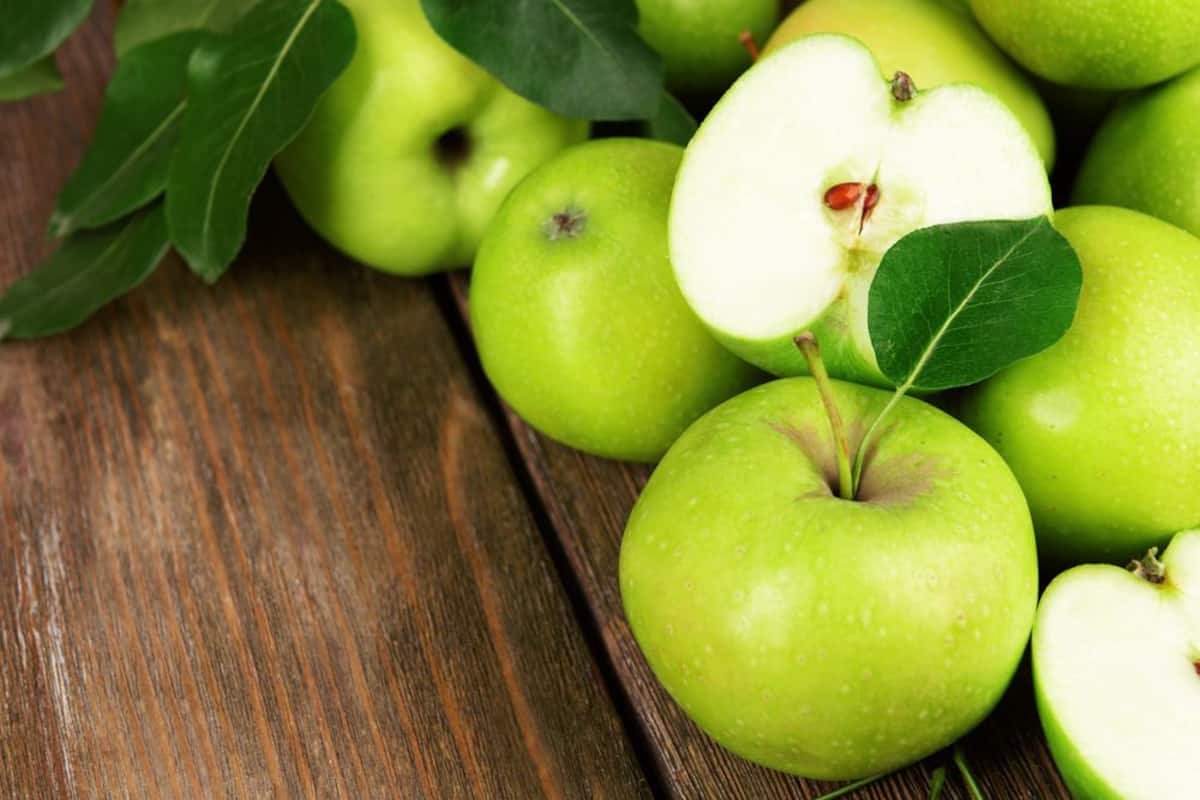 8 Health Benefits Of Green Apples And Why You Should Eat It More Often Thehealthsite Com