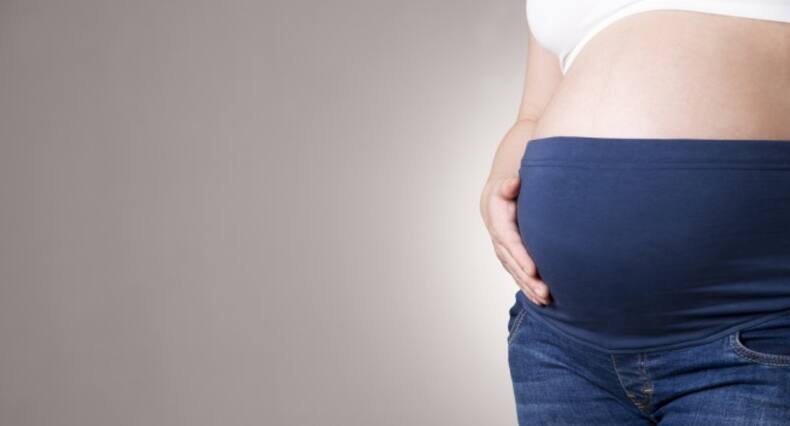 Tips to pick up the right maternity jeans from an experienced mommy