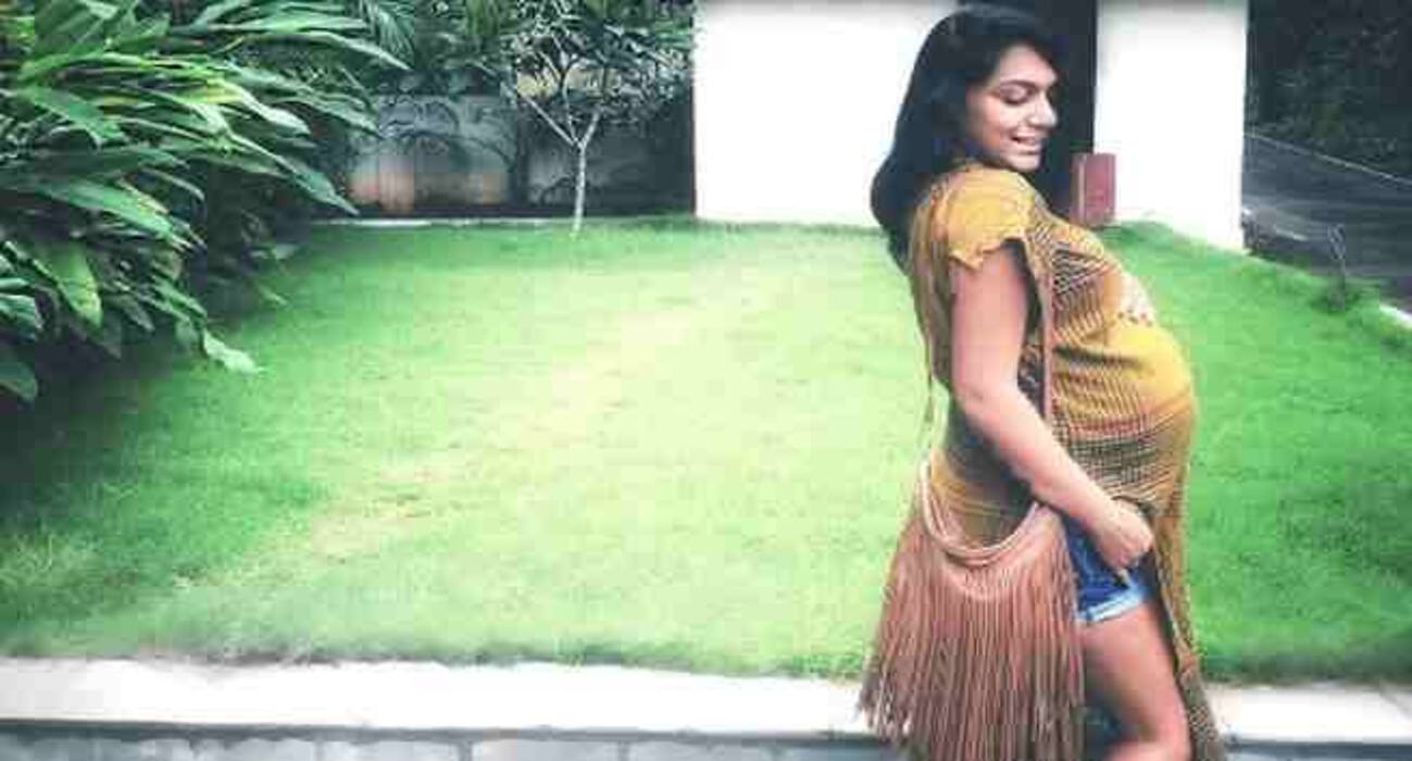 5 Indian celebs who rocked the baby bump in 2016