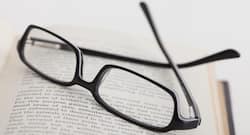 6 signs you need reading glasses or spectacles