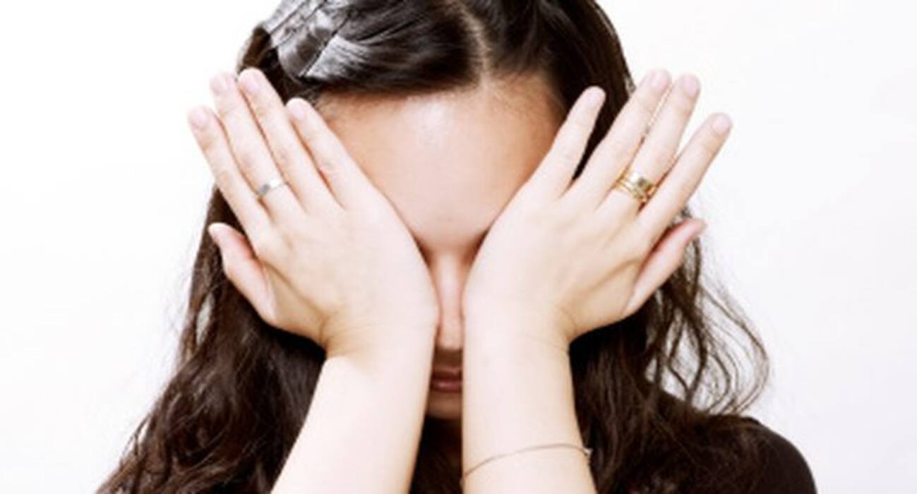 6 signs you need reading glasses or spectacles